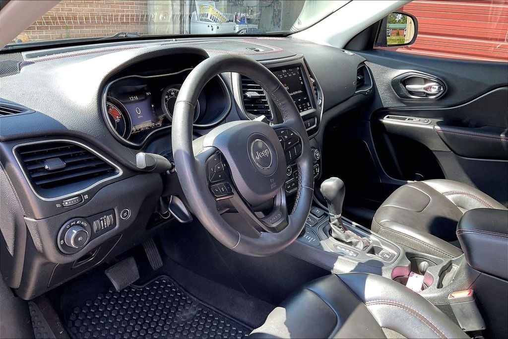2022 Jeep Cherokee Trailhawk
