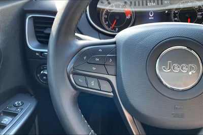 2022 Jeep Cherokee Trailhawk