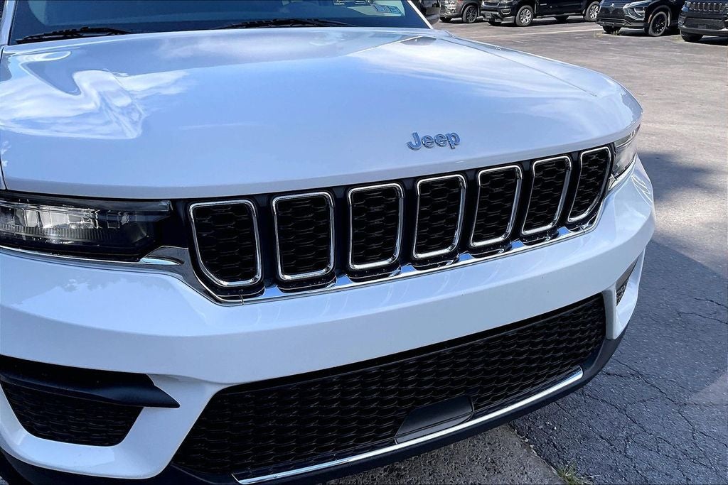 2023 Jeep Grand Cherokee Laredo