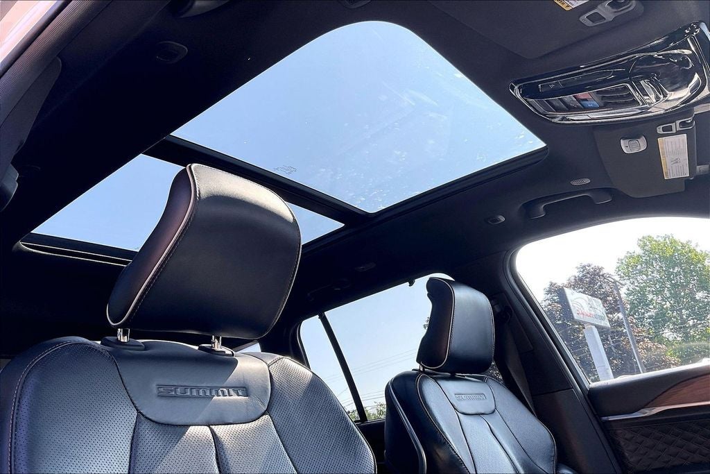 2023 Jeep Grand Cherokee Summit