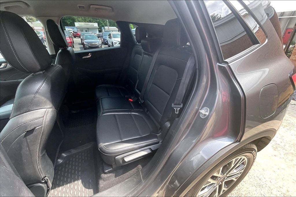 2022 Ford Escape SEL