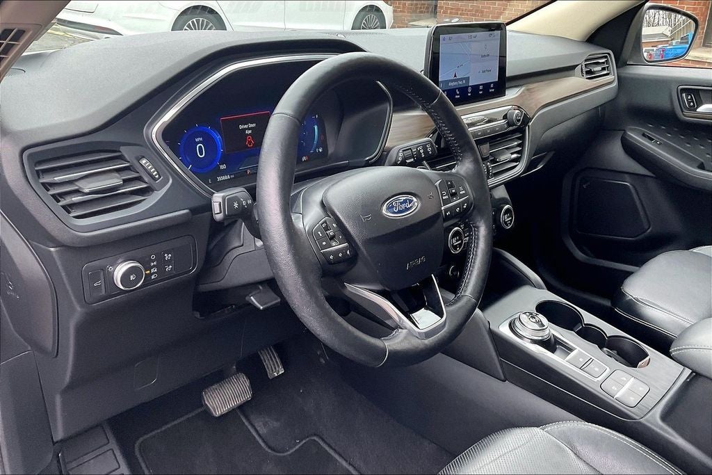 2020 Ford Escape Titanium