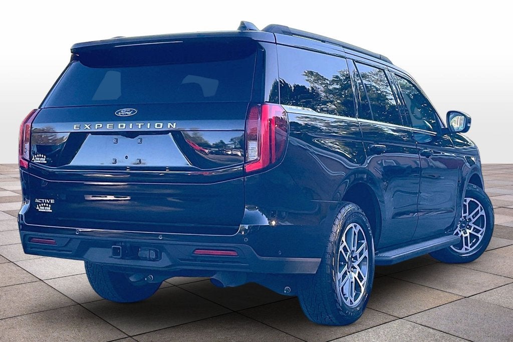 2025 Ford Expedition Active