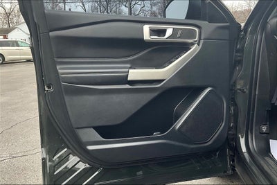 2022 Ford Explorer XLT w/PanoRoof