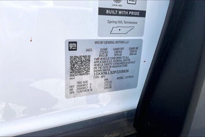 2023 GMC Acadia AT4