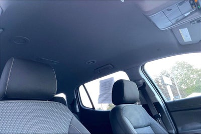 2023 GMC Acadia SLE Elevation