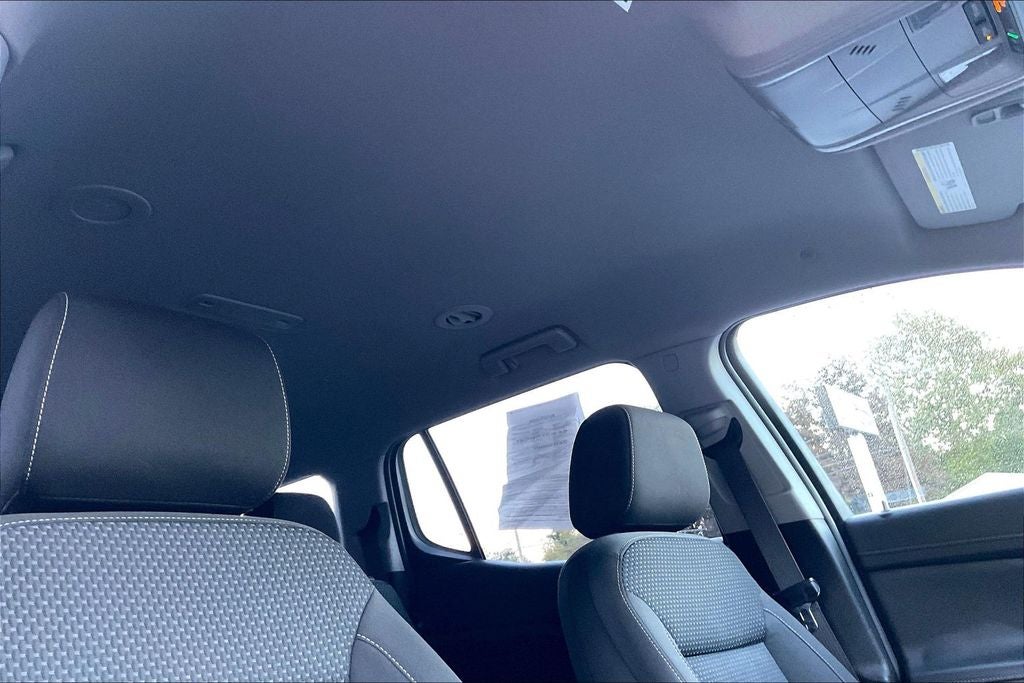 2023 GMC Acadia SLE Elevation