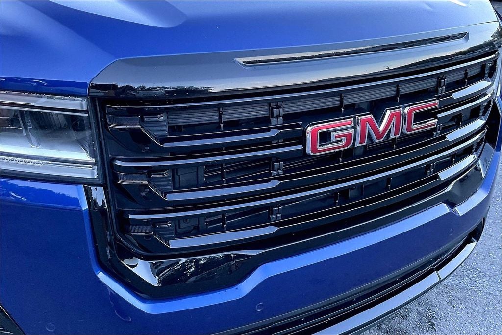 2023 GMC Acadia SLE Elevation