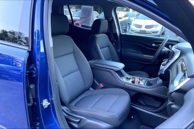 2023 GMC Acadia SLE Elevation