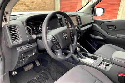 2024 Nissan Frontier S w/Tech