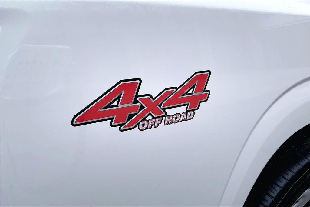 2024 Nissan Frontier S w/Tech