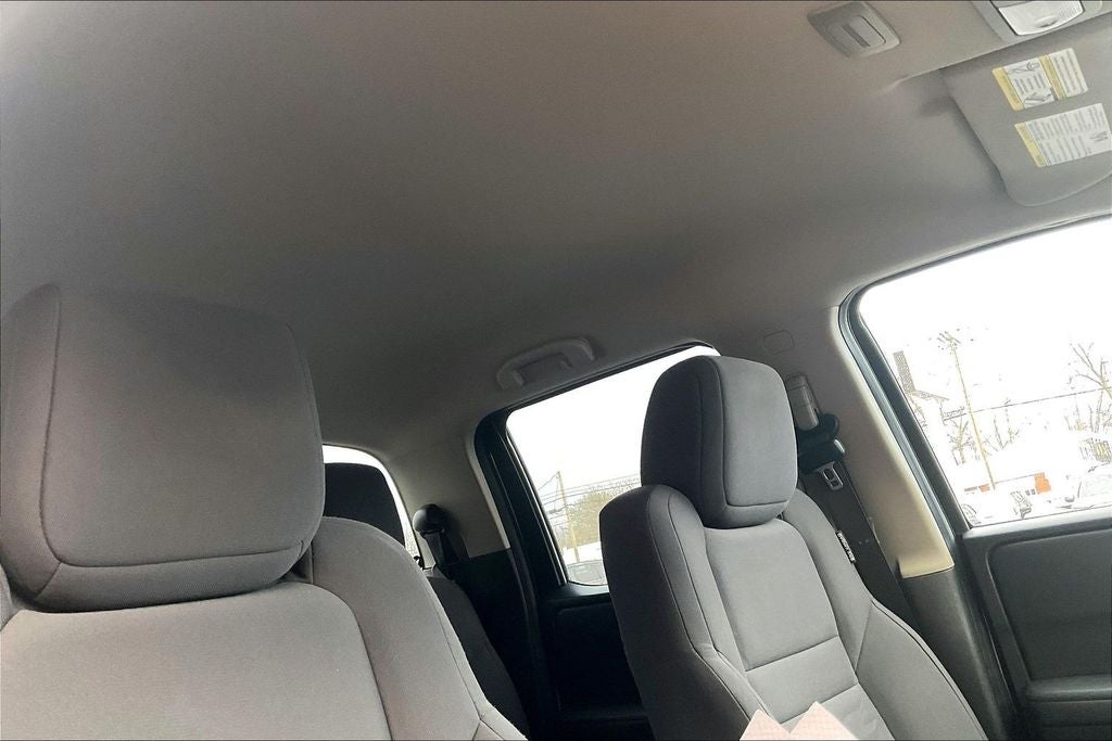 2022 Nissan Frontier S w/Tech Pack