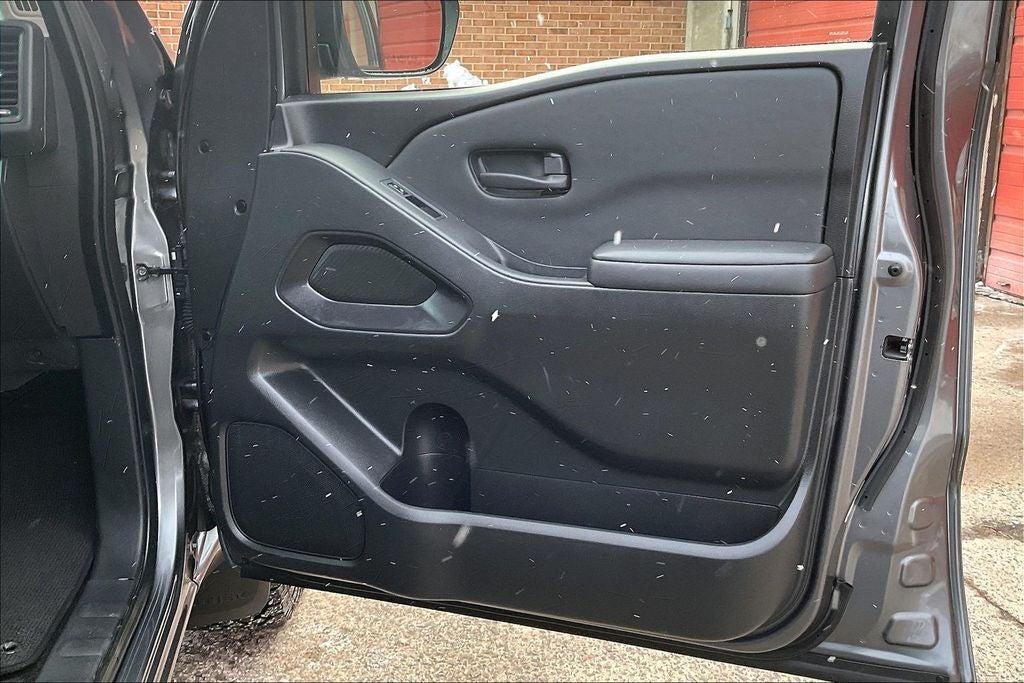 2022 Nissan Frontier S w/Tech Pack