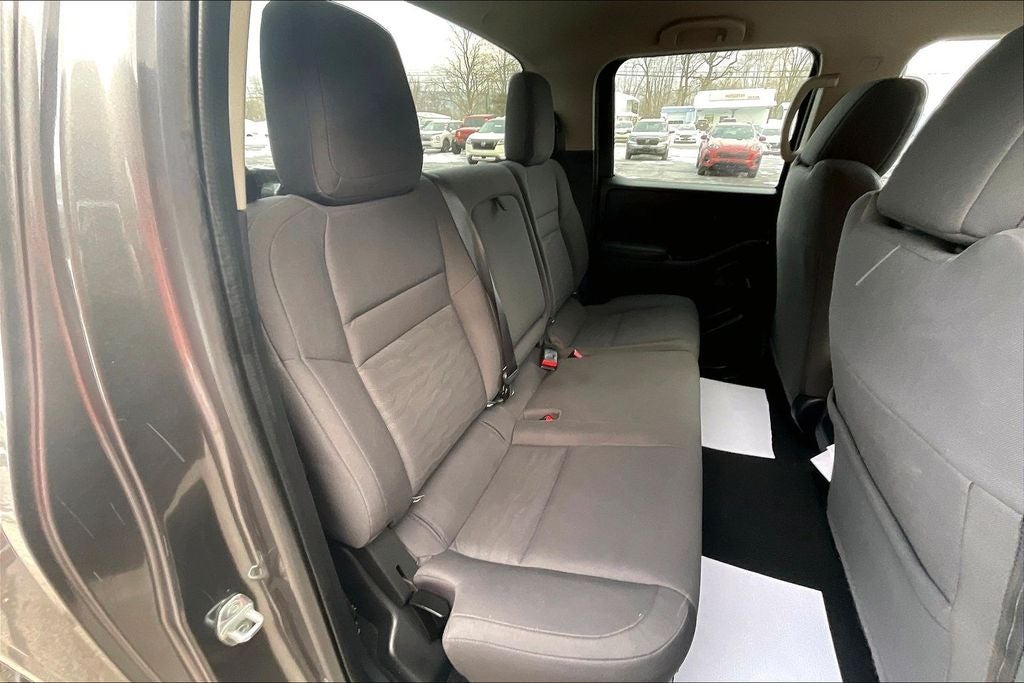 2022 Nissan Frontier S w/Tech Pack