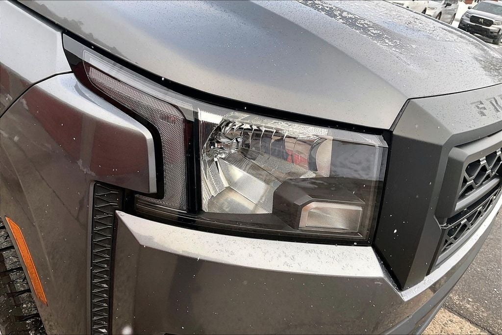 2022 Nissan Frontier S w/Tech Pack