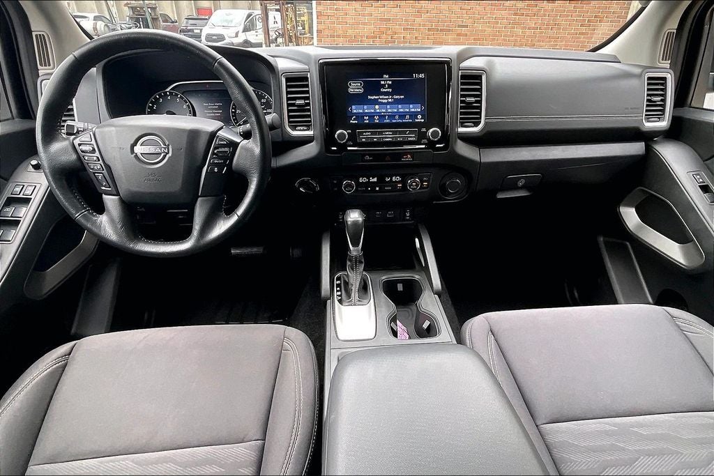 2023 Nissan Frontier SV