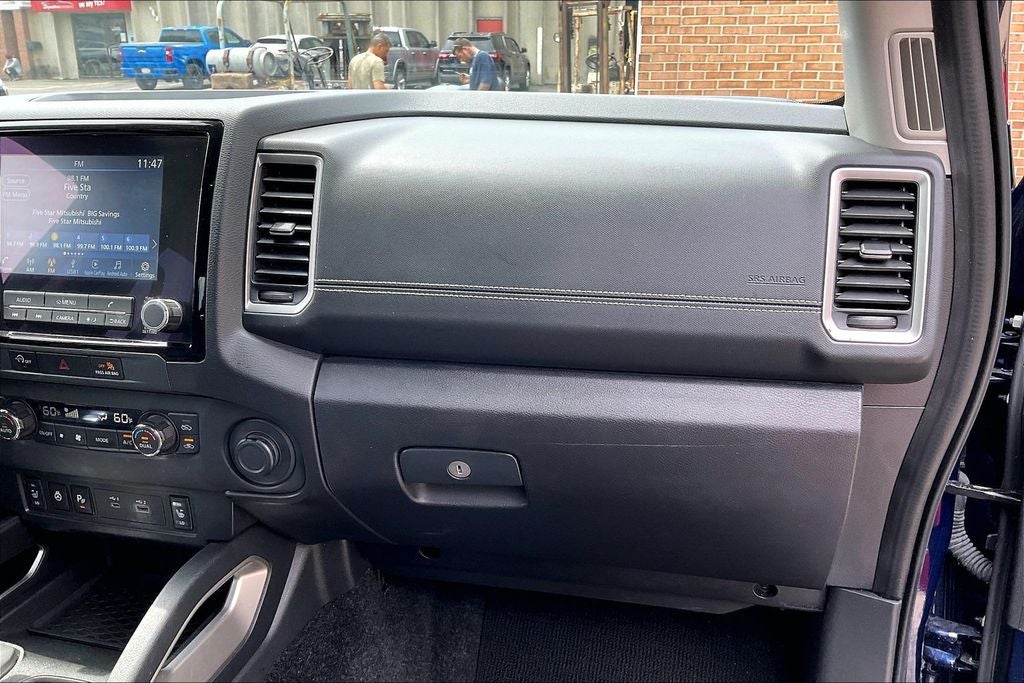 2023 Nissan Frontier SV