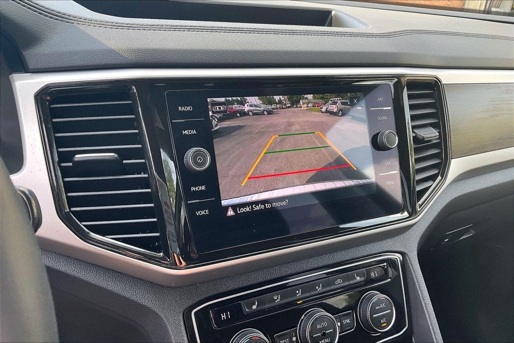 2023 Volkswagen Atlas 2.0T SE w/Technology