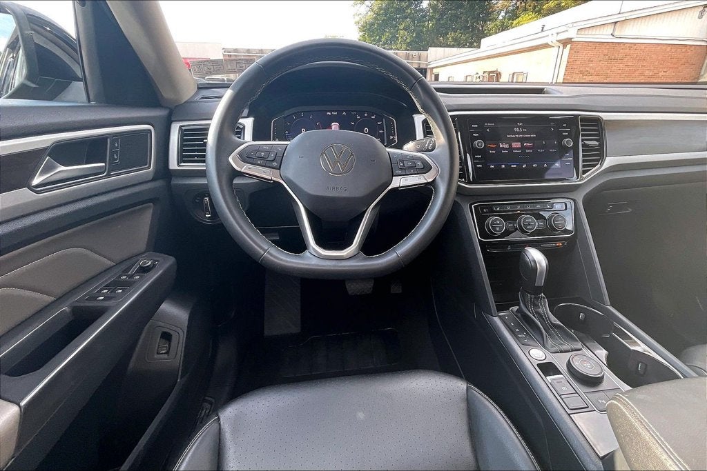 2023 Volkswagen Atlas 2.0T SE w/Technology