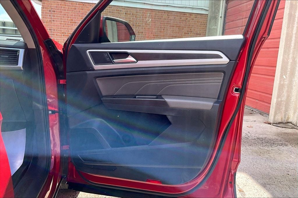 2022 Volkswagen Atlas 3.6L V6 SE w/Technology