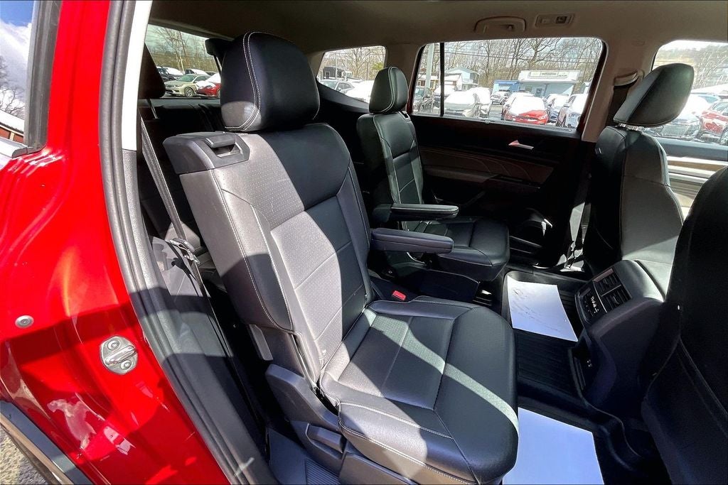 2022 Volkswagen Atlas 3.6L V6 SE w/Technology