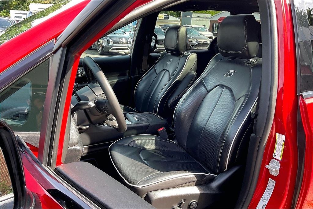 2025 Chrysler Pacifica Limited