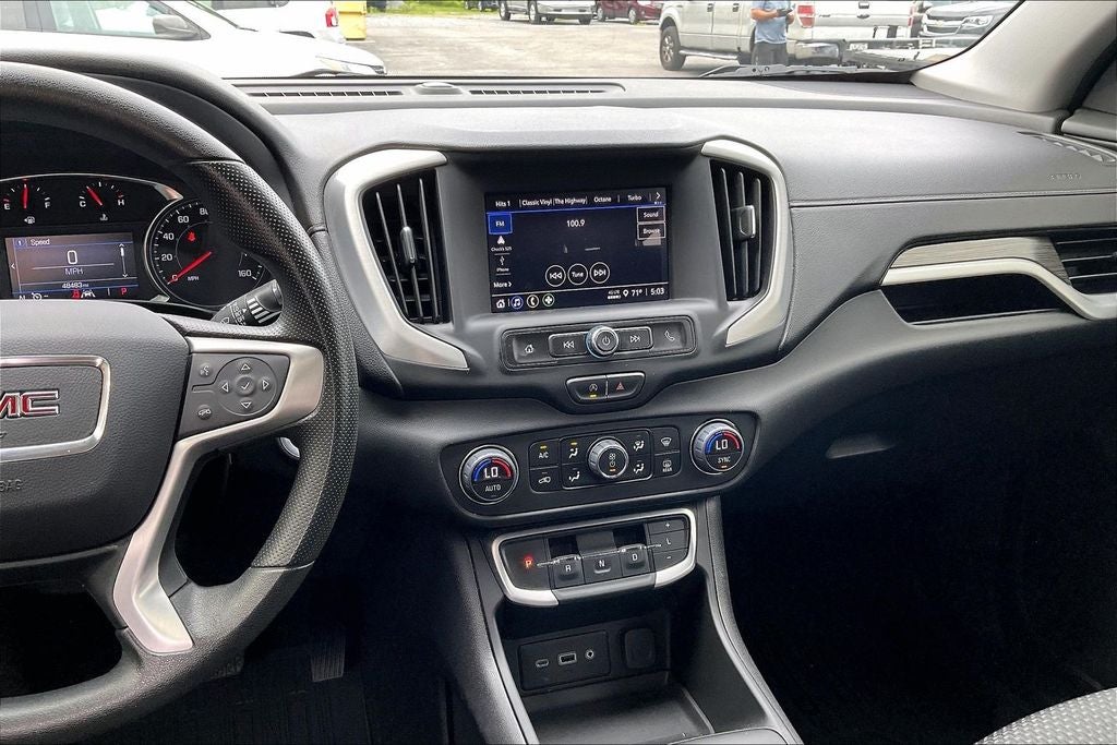 2024 GMC Terrain SLE