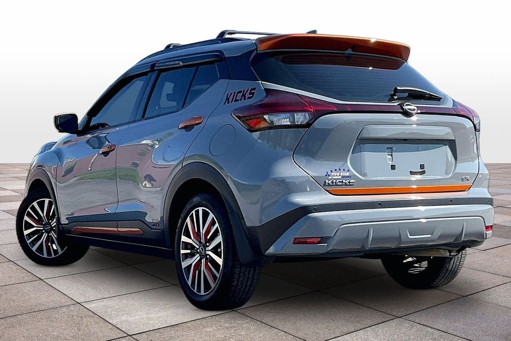 2023 Nissan Kicks SR Premium
