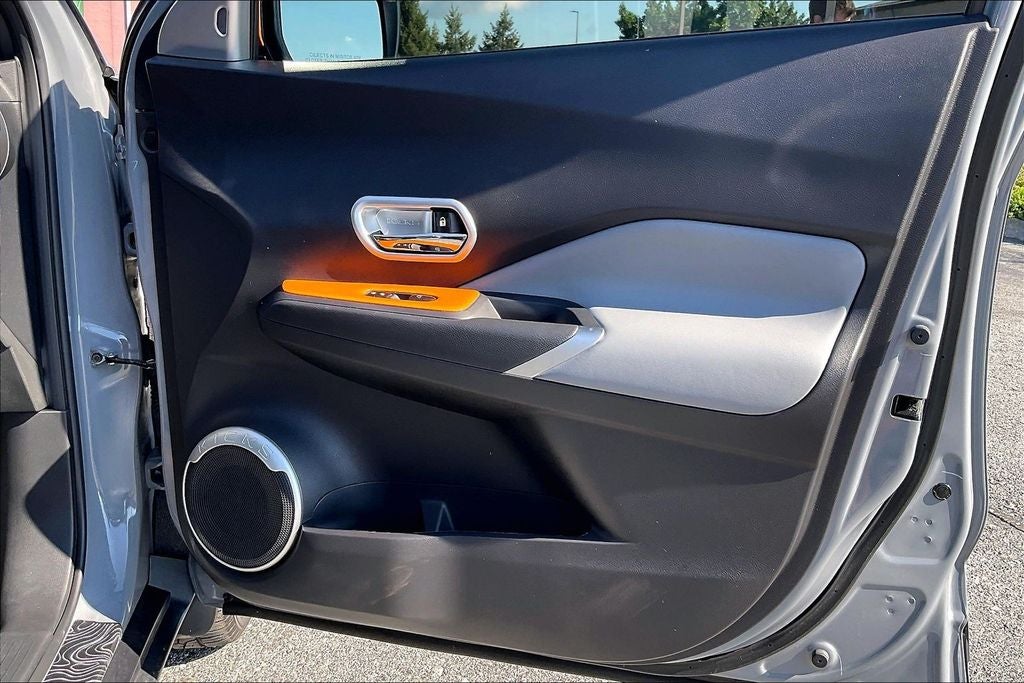 2023 Nissan Kicks SR Premium
