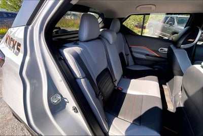 2023 Nissan Kicks SR Premium