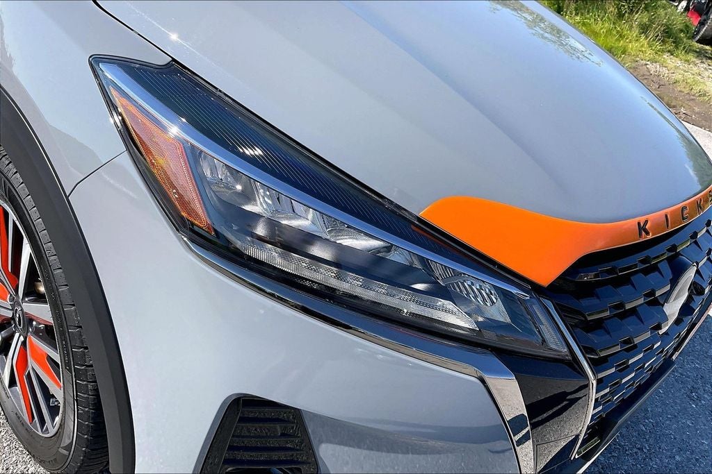2023 Nissan Kicks SR Premium