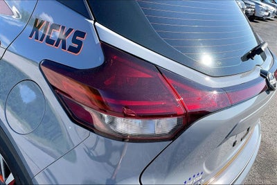 2023 Nissan Kicks SR Premium