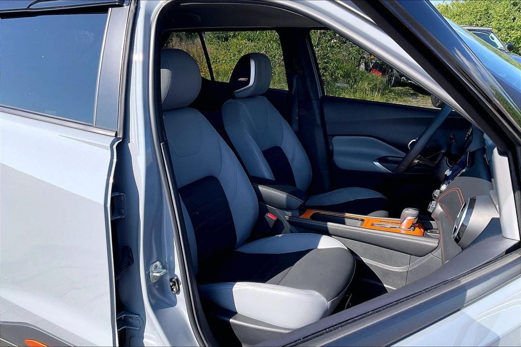 2023 Nissan Kicks SR Premium
