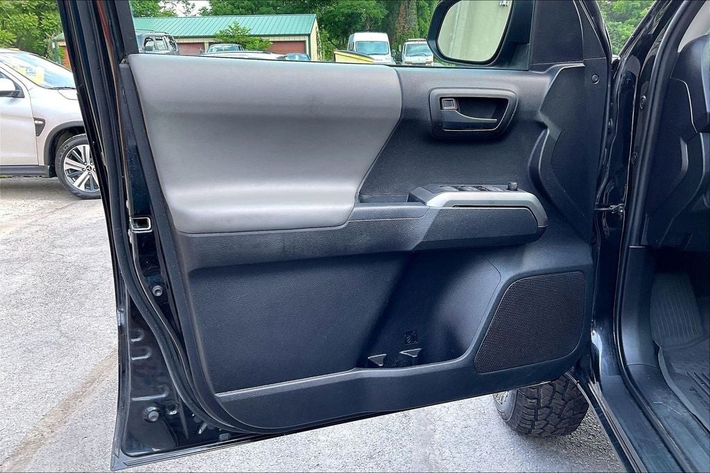 2021 Toyota Tacoma SR5 V6