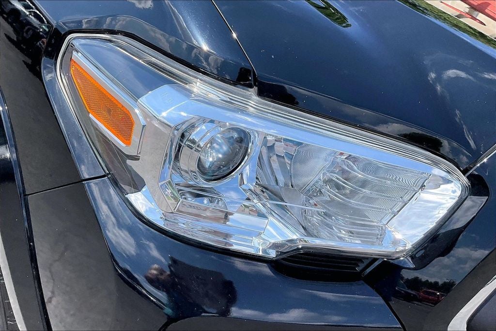 2021 Toyota Tacoma SR5 V6