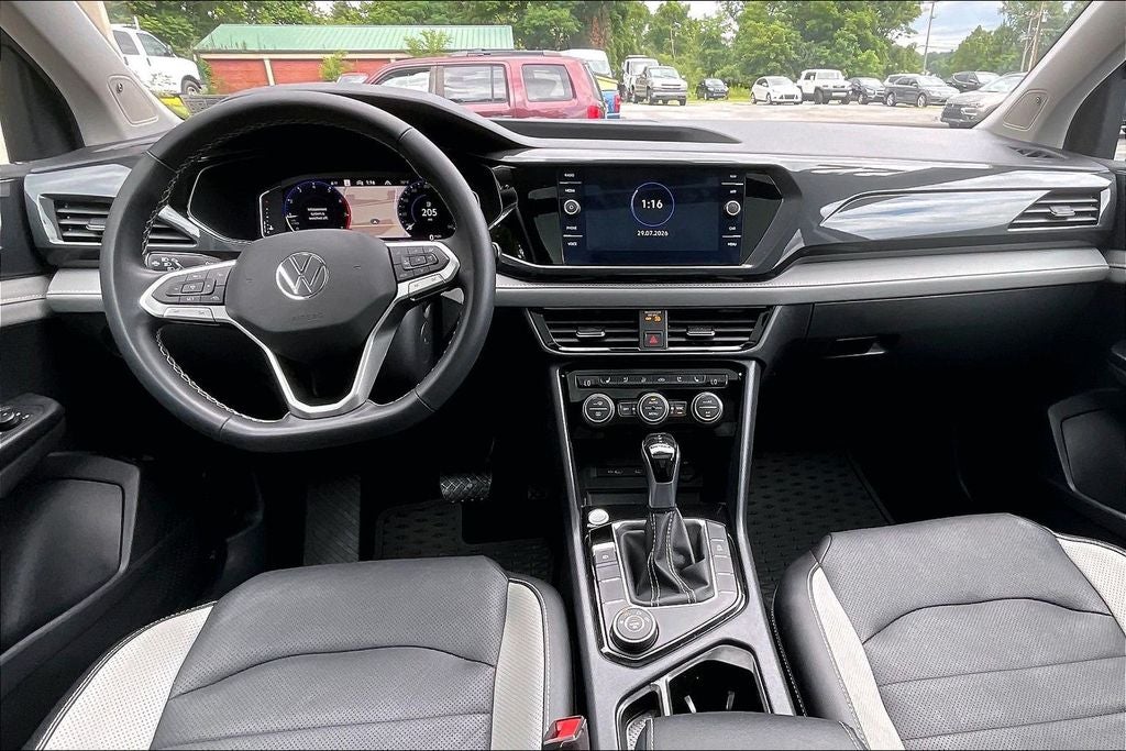 2022 Volkswagen Taos 1.5T SEL