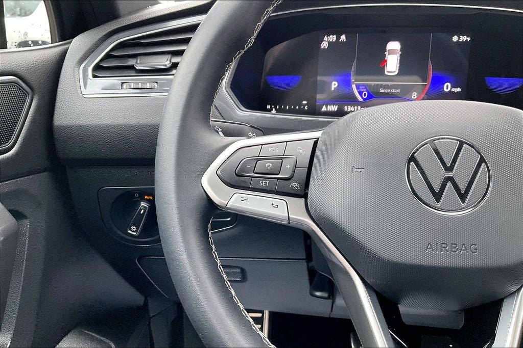 2023 Volkswagen Tiguan 2.0T SE R-Line Black