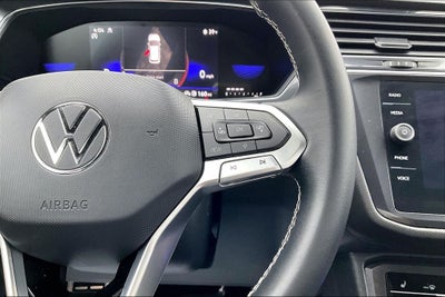 2023 Volkswagen Tiguan 2.0T SE R-Line Black