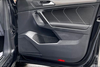 2023 Volkswagen Tiguan 2.0T SE R-Line Black