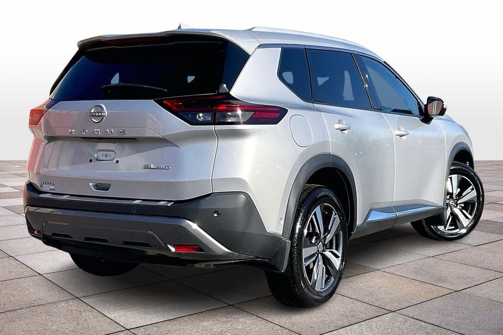 2022 Nissan Rogue SL Premium