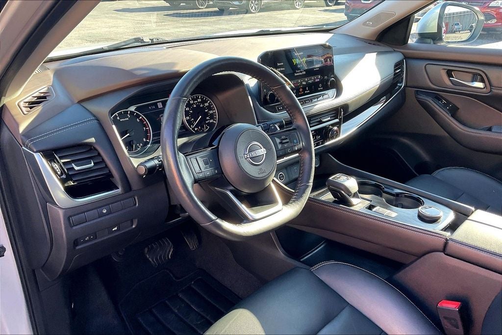 2022 Nissan Rogue SL Premium