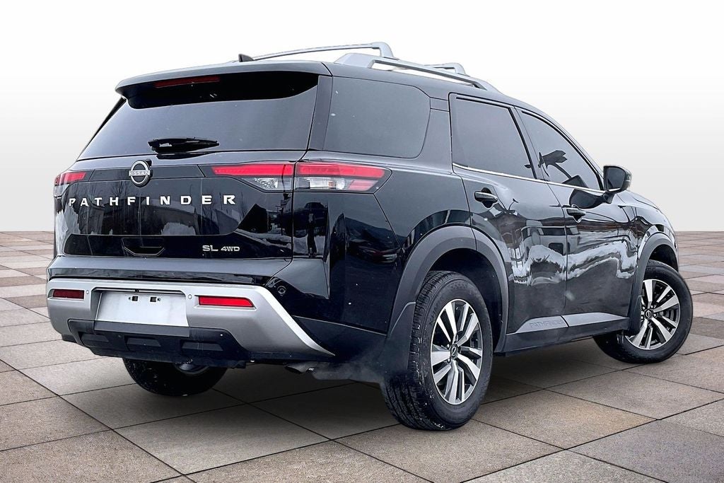 2024 Nissan Pathfinder SL