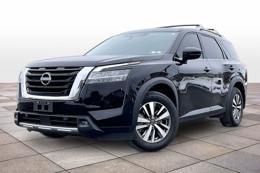 2024 Nissan Pathfinder SL