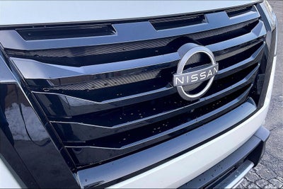 2023 Nissan Pathfinder Platinum Black