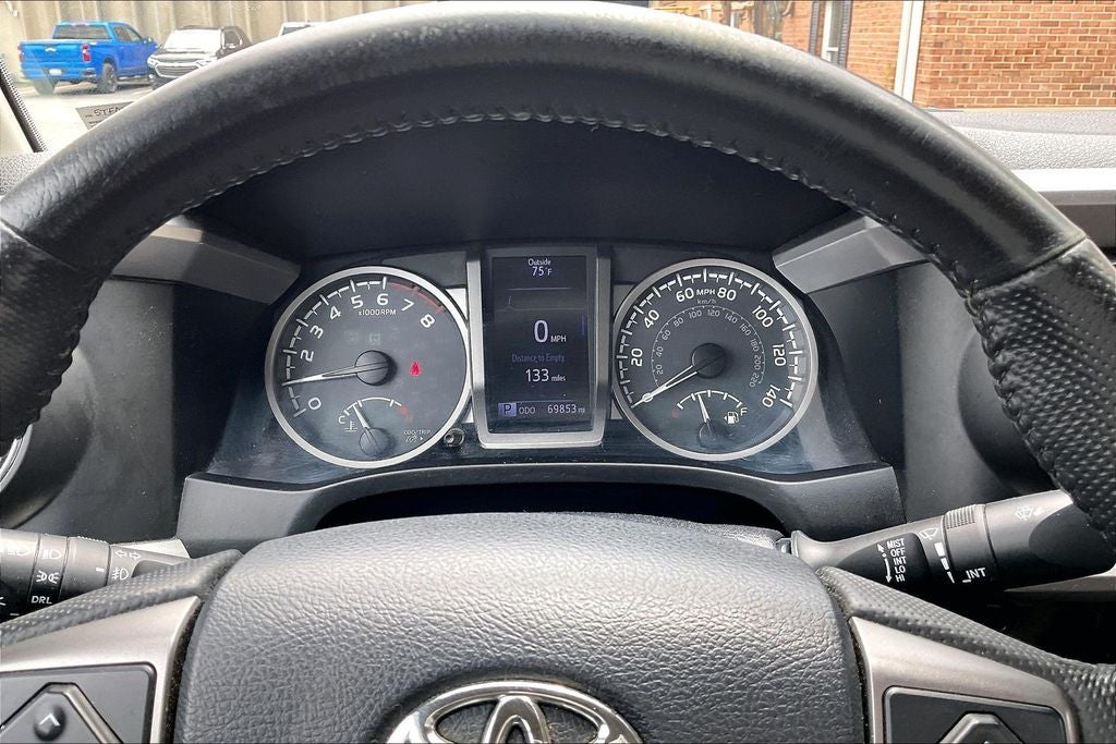 2016 Toyota Tacoma SR5