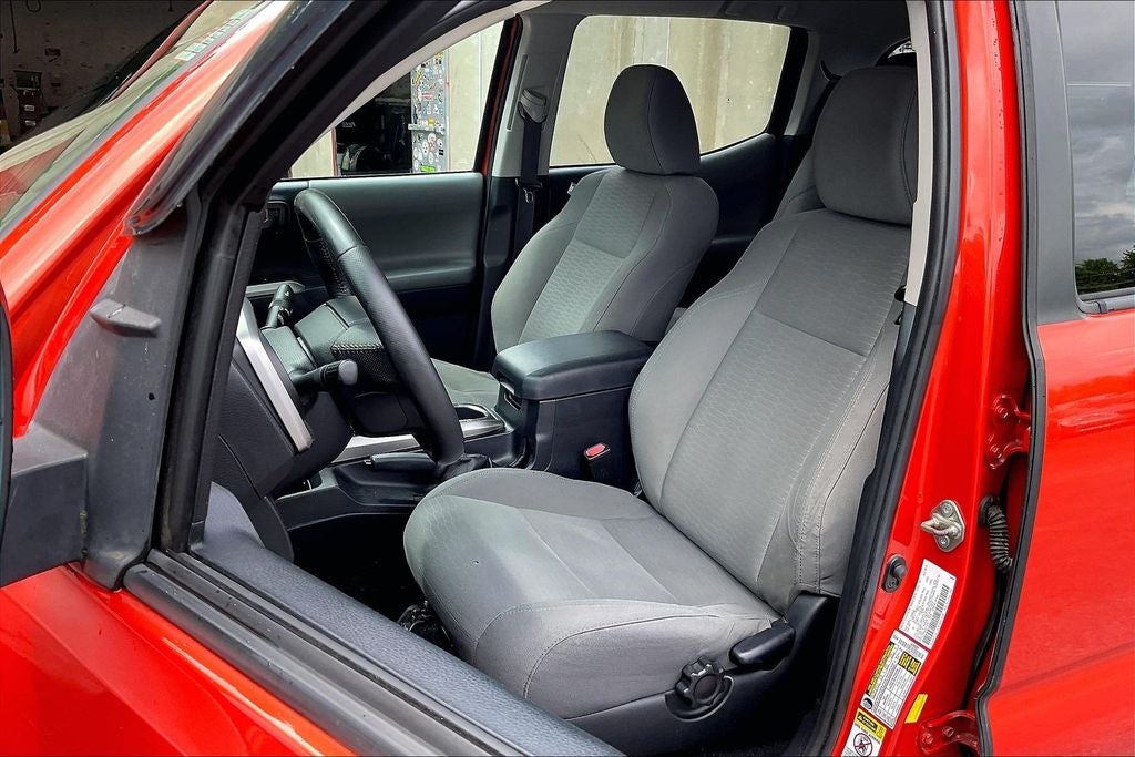 2016 Toyota Tacoma SR5