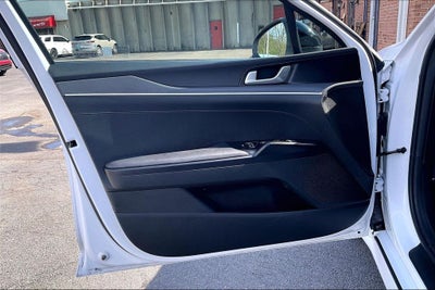 2023 Kia K5 GT-Line Premium