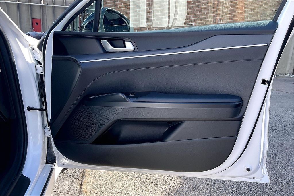 2023 Kia K5 GT-Line Premium
