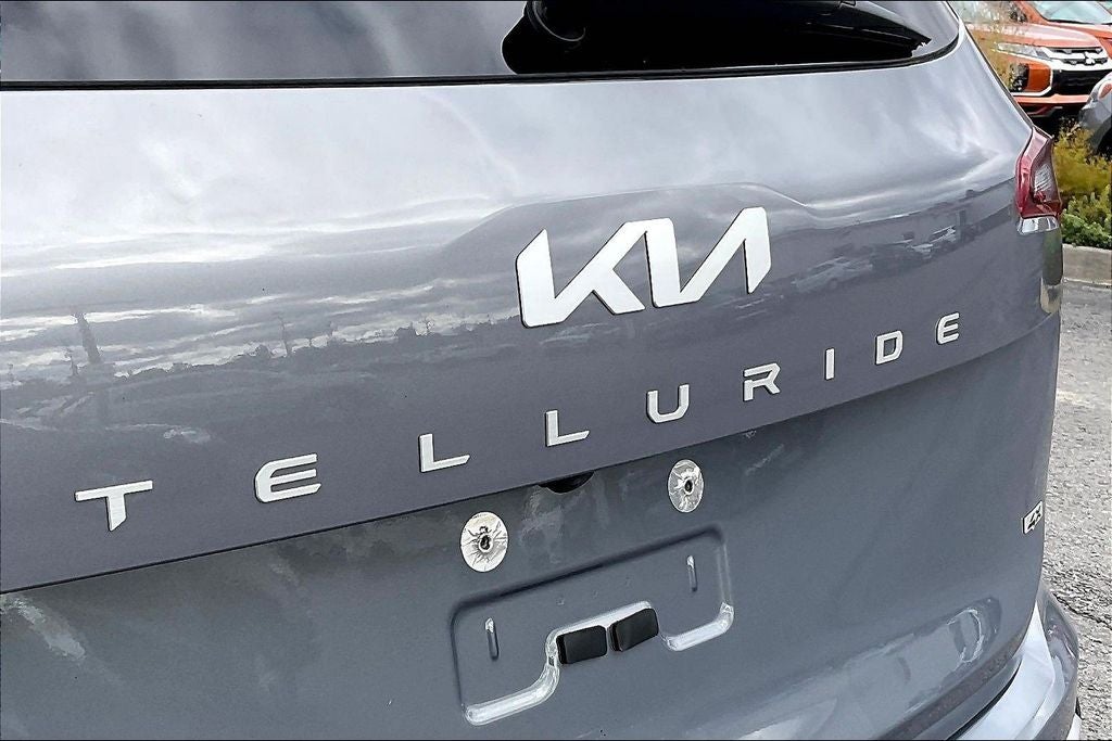 2023 Kia Telluride LX