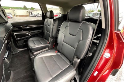 2023 Kia Telluride S w/Sunroof